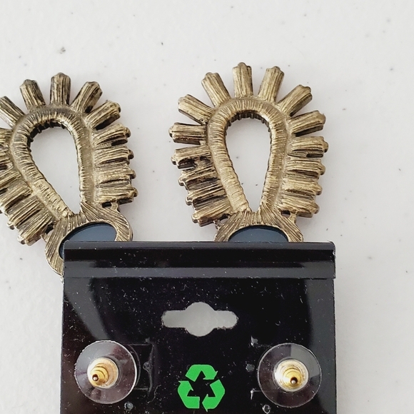 Taramanda Multicolored Dangle Post Earrings Beaded Wearable Art NEW Bold - Picture 4 of 8